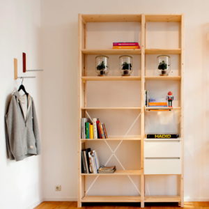 Lundia boekenkast met witte lades